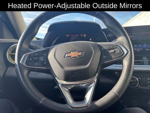 Used 2024 Chevrolet Trax LT w/ Driver Confidence Package image 11