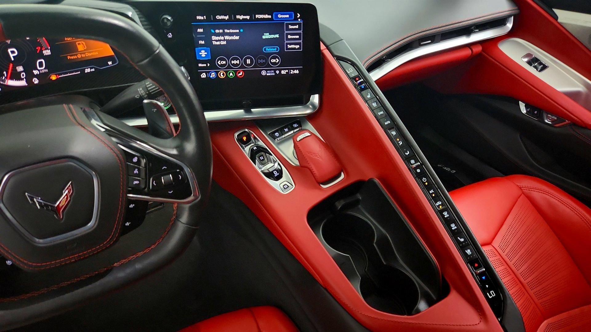 Used 2021 Chevrolet Corvette Stingray Premium Conv w/ Z51 Performance Package RWD image 21