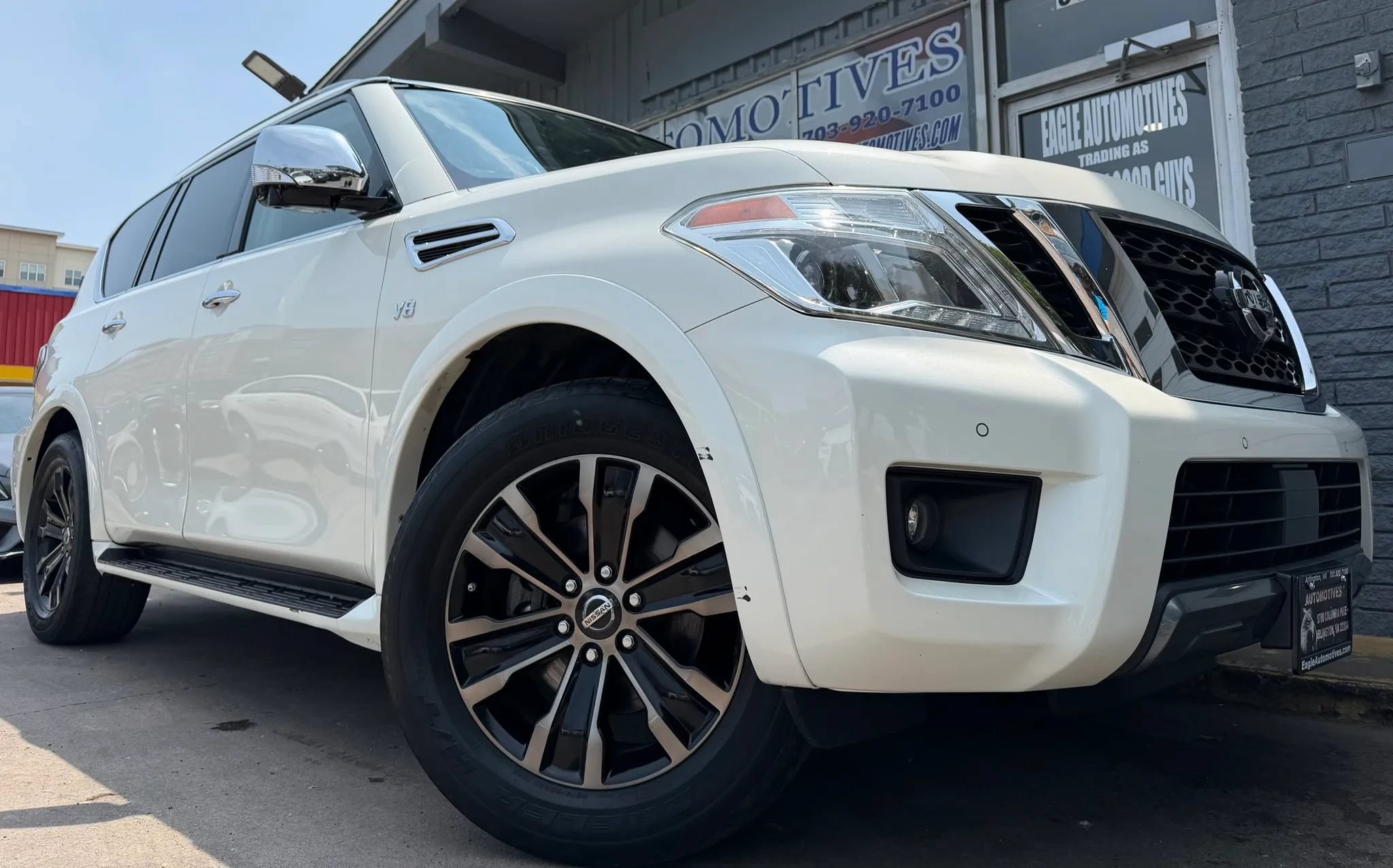 Used 2019 Nissan Armada Platinum w/ Captain's Chairs Package AWD/4WD image 1