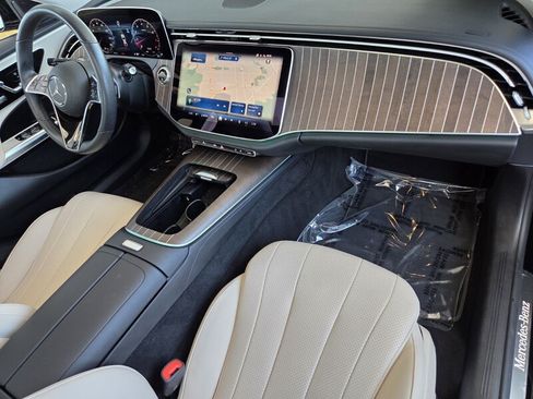 Certified 2025 Mercedes-Benz E 350 Sedan image 20