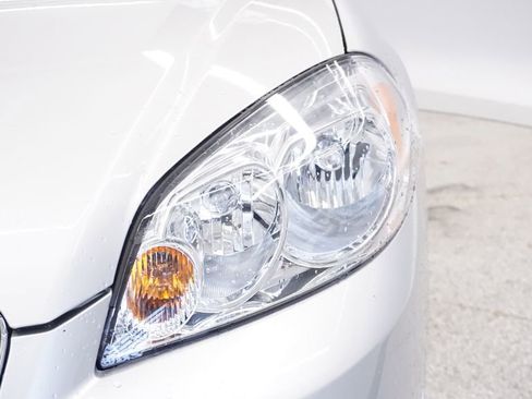 Used 2013 Chevrolet Impala LT image 16