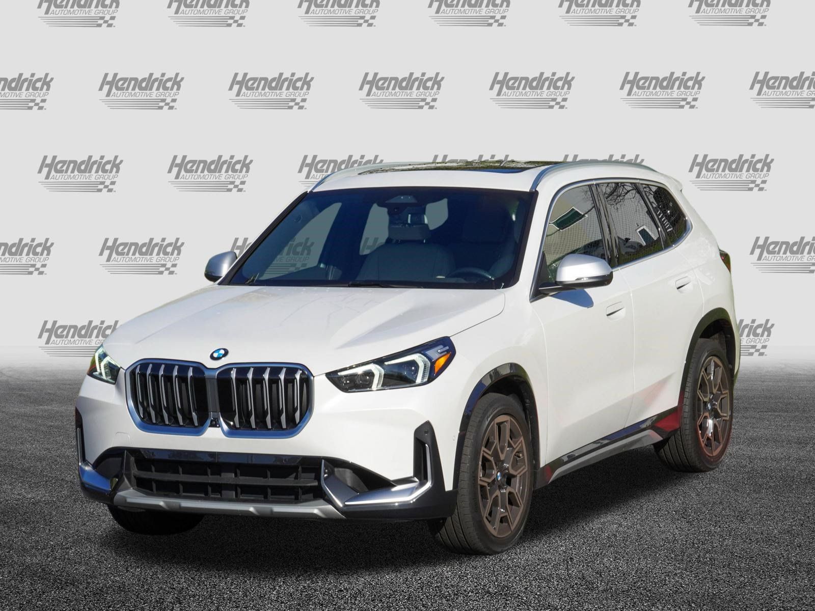 Certified 2023 BMW X1 xDrive28i w/ Premium Package AWD/4WD image 5