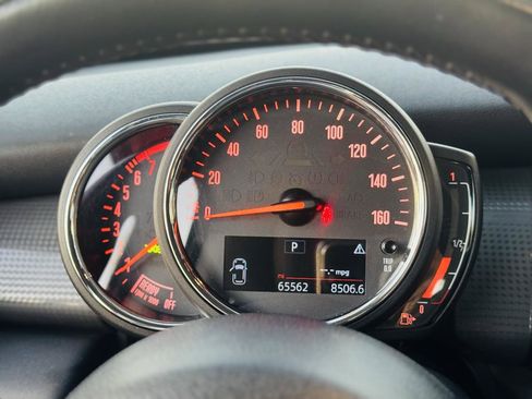 Used 2019 MINI Cooper 2-Door Hardtop image 21