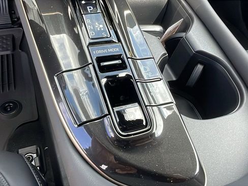 New 2026 Toyota Crown Signia AWD/4WD image 17
