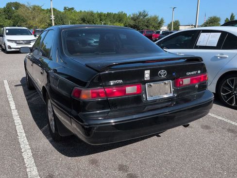 Used 1998 Toyota Camry LE FWD image 3