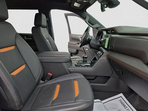 Used 2025 GMC Sierra 1500 AT4 w/ AT4 Premium Package image 16