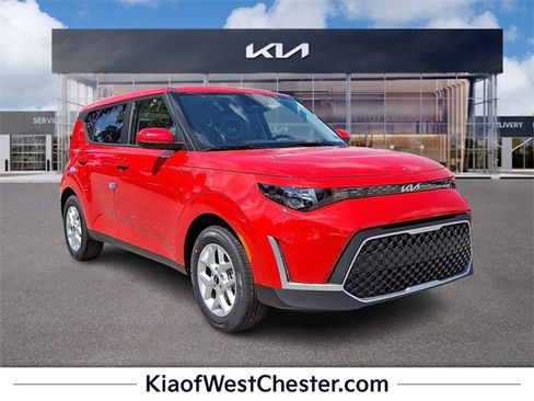 New 2025 Kia Soul LX w/ LX Technology Package image 1