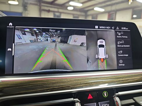 Used 2021 BMW X5 xDrive40i w/ Premium Package image 26