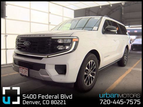 Used 2025 Ford Expedition Max Platinum AWD/4WD image 1