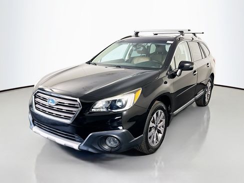 Used 2017 Subaru Outback 3.6R Touring w/ Popular Package #5A AWD/4WD image 4