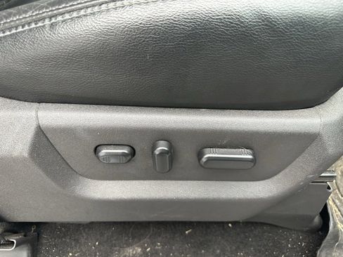 Used 2016 Ford F250 Lariat w/ Chrome Package image 16