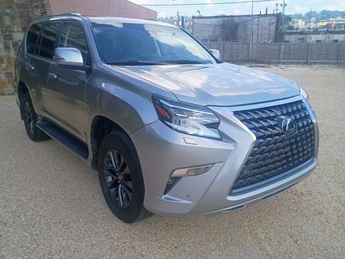Used 2022 Lexus GX 460 Premium w/ Premium Package AWD/4WD image 2