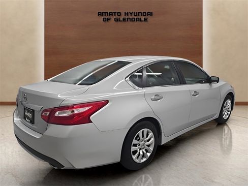 Used 2017 Nissan Altima 2.5 S w/ Power Driver Seat Package image 6