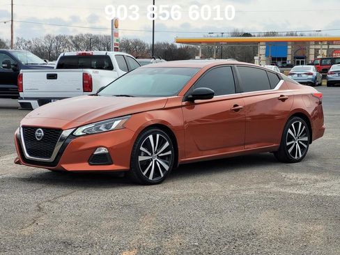 Used 2022 Nissan Altima 2.0 SR image 3