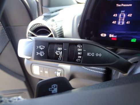 Certified 2024 Chevrolet Blazer EV LT AWD/4WD image 16