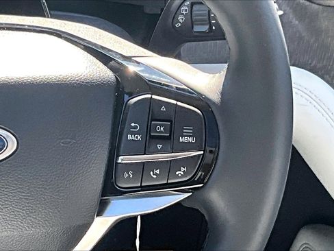New 2026 Ford Explorer Platinum w/ LUX Leather Package image 18