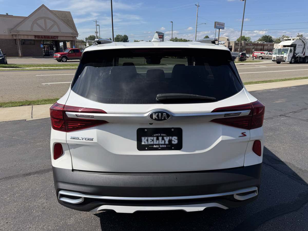 Used 2021 Kia Seltos S AWD/4WD image 4