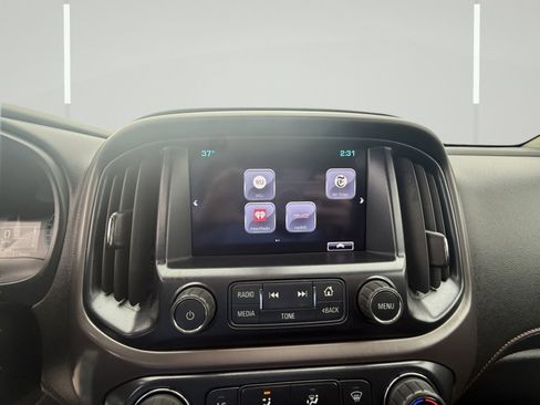 Used 2017 GMC Canyon SLE w/ All Terrain X Package image 16