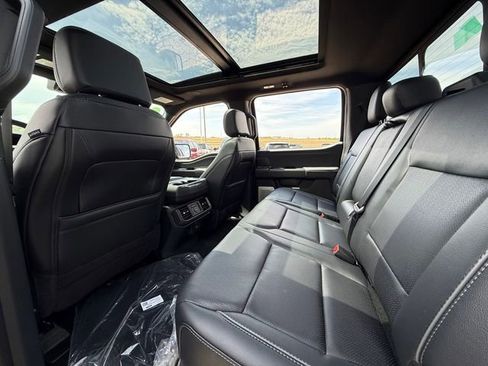 New 2026 Ford F150 Lariat w/ Equipment Group 502A High AWD/4WD image 32
