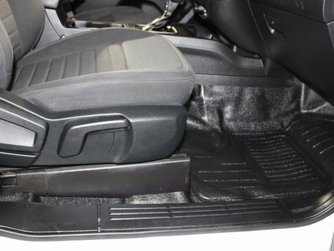 Used 2020 Ford Ranger XL w/ Equipment Group 101A Mid image 10