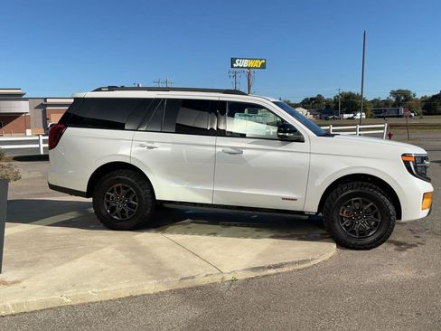 New 2025 Ford Expedition Tremor image 10