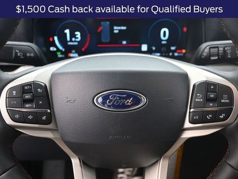 New 2025 Ford Explorer Active image 9