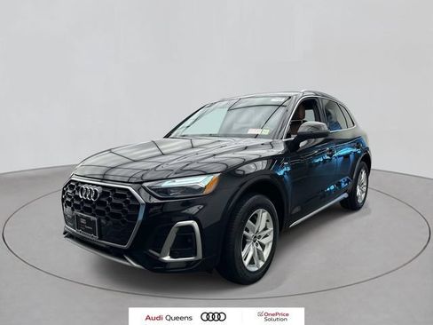 Certified 2023 Audi Q5 2.0T Premium w/ Convenience Package AWD/4WD image 1