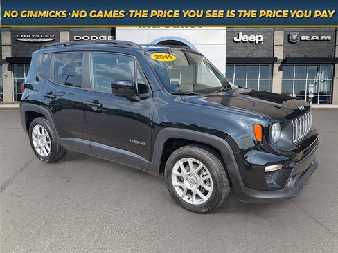 Used 2019 Jeep Renegade Latitude FWD image 1