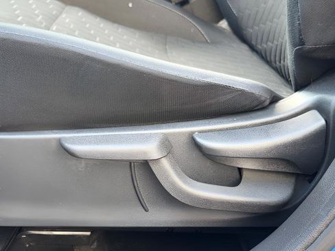 Used 2023 Nissan Kicks SV image 19