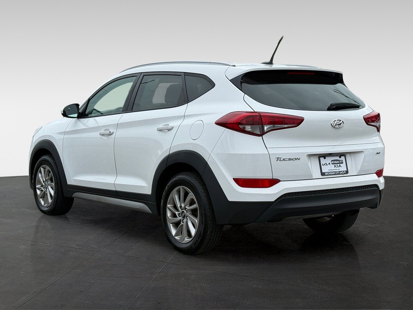Used 2017 Hyundai Tucson SE w/ SE Popular Package 02 AWD/4WD image 7