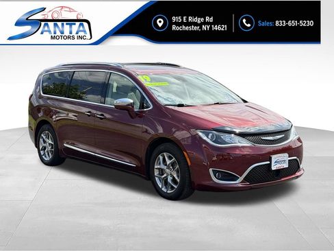 Used 2019 Chrysler Pacifica Limited w/ Advanced Safetytec Group FWD image 3