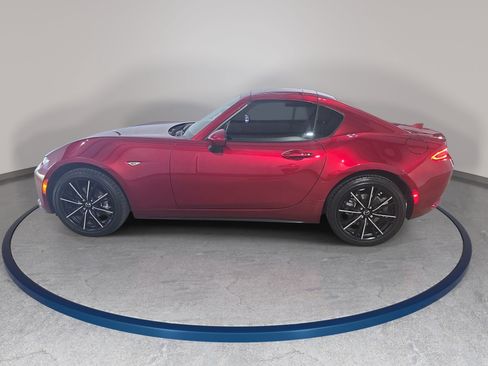 Used 2025 MAZDA MX-5 Miata RF Grand Touring RWD image 9