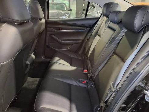 Used 2025 MAZDA MAZDA3 s FWD image 19
