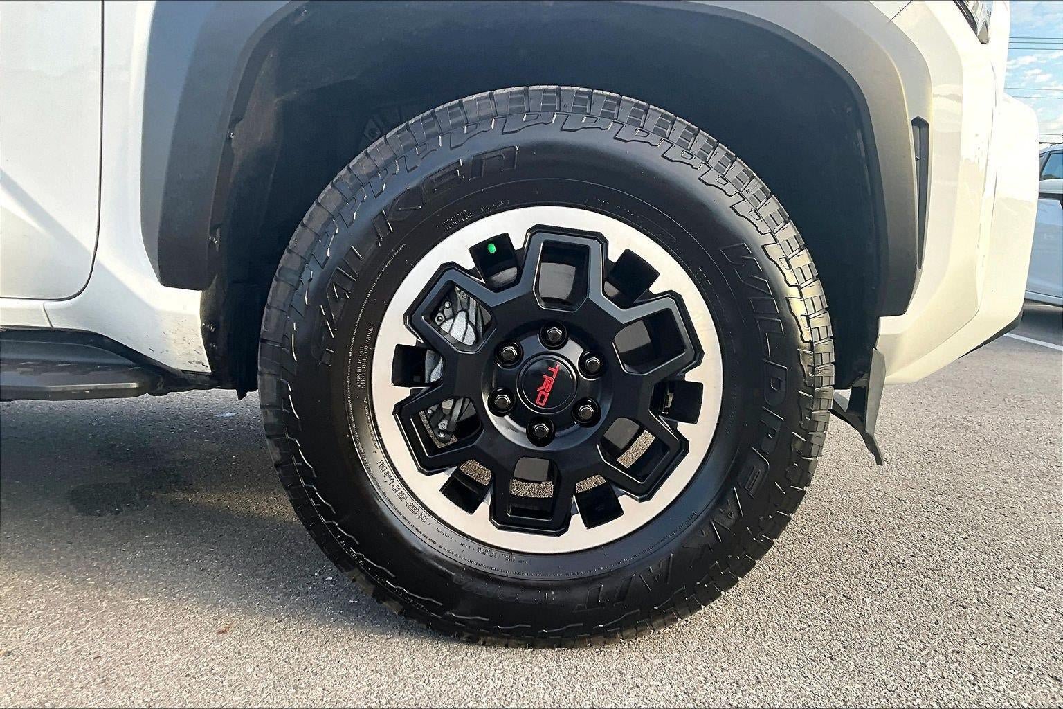 Used 2026 Toyota 4Runner TRD Off-Road Premium AWD/4WD image 9