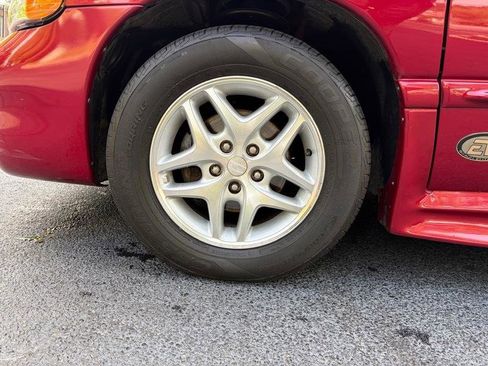 Used 1999 Dodge Grand Caravan SE FWD image 12