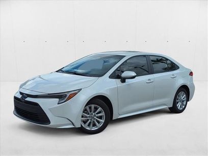 New 2025 Toyota Corolla LE