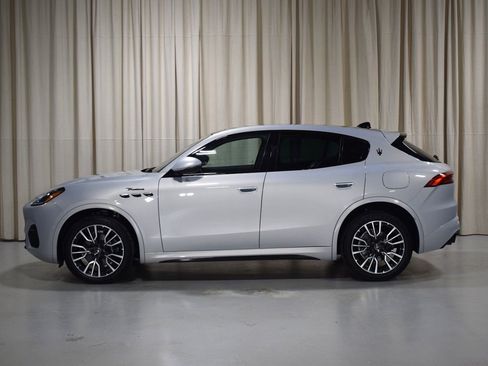 Certified 2023 Maserati Grecale Modena AWD/4WD image 5