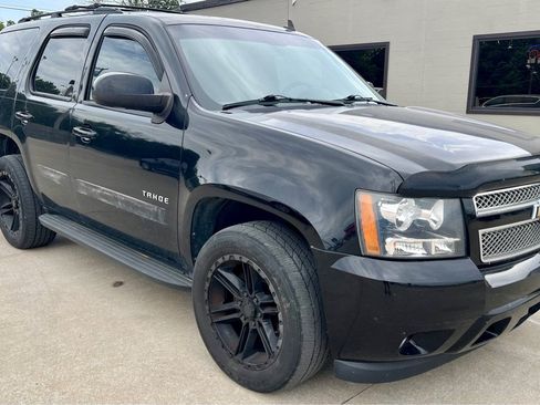 Used 2012 Chevrolet Tahoe LT w/ Luxury Package AWD/4WD image 1