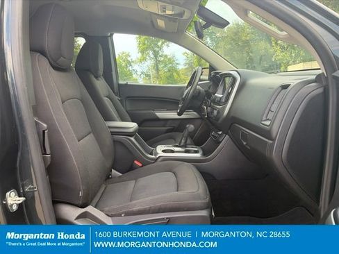 Used 2018 Chevrolet Colorado LT AWD/4WD image 35
