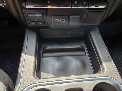 Used 2020 Chevrolet Silverado 1500 RST w/ All-Star Edition AWD/4WD image 29