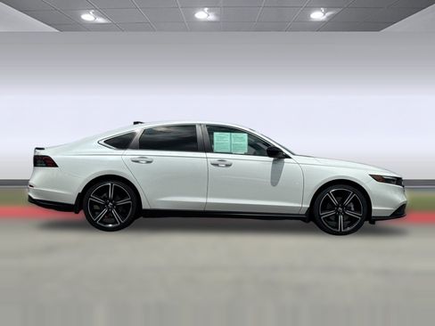 Certified 2023 Honda Accord Sport image 8
