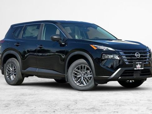 New 2026 Nissan Rogue S image 2