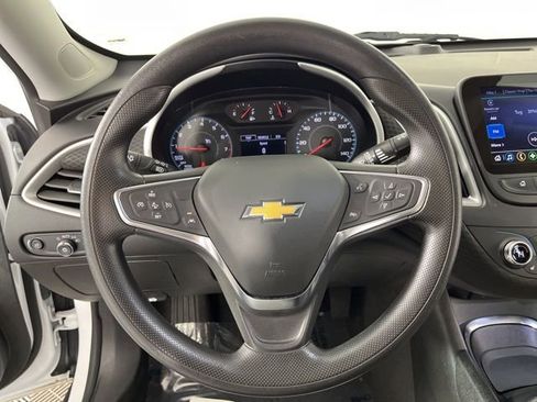 Used 2024 Chevrolet Malibu LT image 21