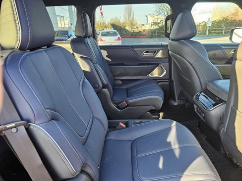 New 2026 INFINITI QX80 4WD image 15