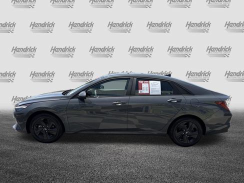 Used 2023 Hyundai Elantra Blue FWD image 7