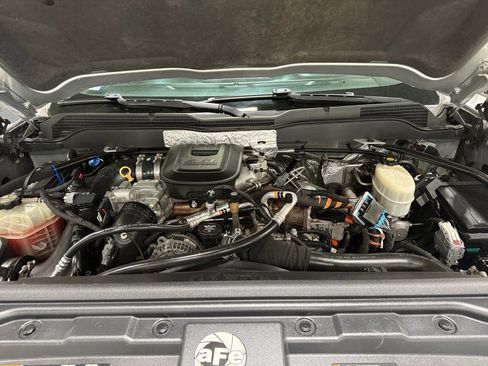 Used 2016 Chevrolet Silverado 2500 LTZ w/ LTZ Plus Package image 40