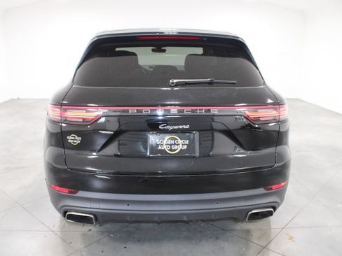 Used 2019 Porsche Cayenne AWD/4WD image 8