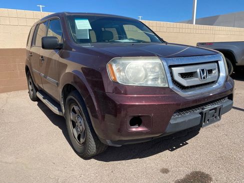 Used 2011 Honda Pilot LX image 1