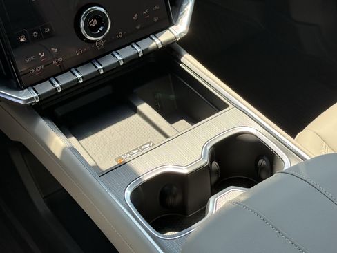 New 2026 GMC Acadia Elevation w/ Elevation Premium Package image 15