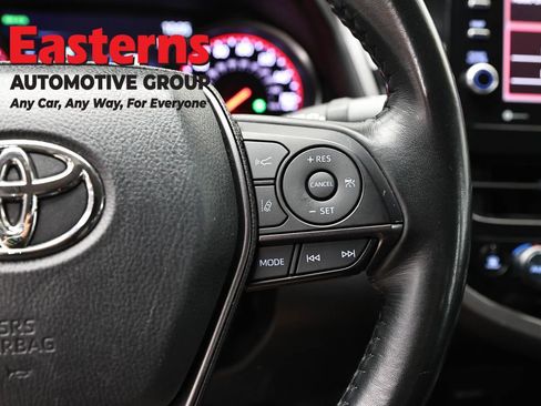 Used 2023 Toyota Camry XSE FWD image 16